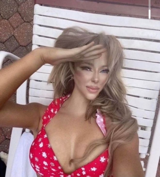20 персонажей, которые решили приукрасить внешность с помощью фотошопа и утратили над собой контроль