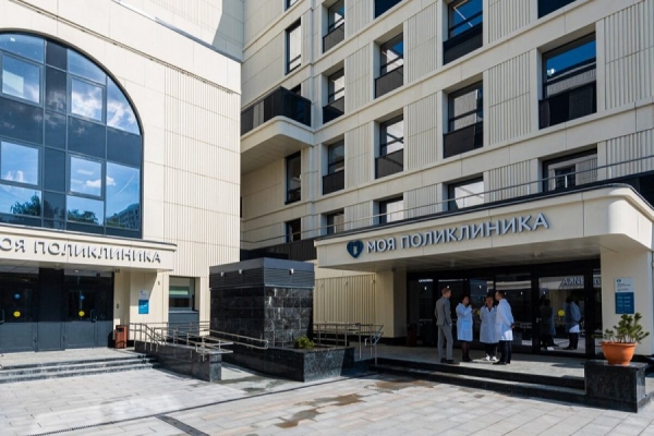 Собянин осмотрел новое здание поликлиники в Нагатинском Затоне