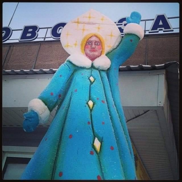 13 памятников и скульптур, созданные нерадивыми мастерами, которым нужно срочно поменять род деятельности