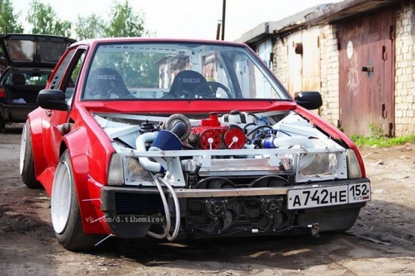 20 советских автомобилей с шикарным тюнингом