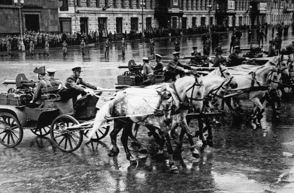 13 старинных и ценных фотографий, которые много интересного могут рассказать о прошлом
