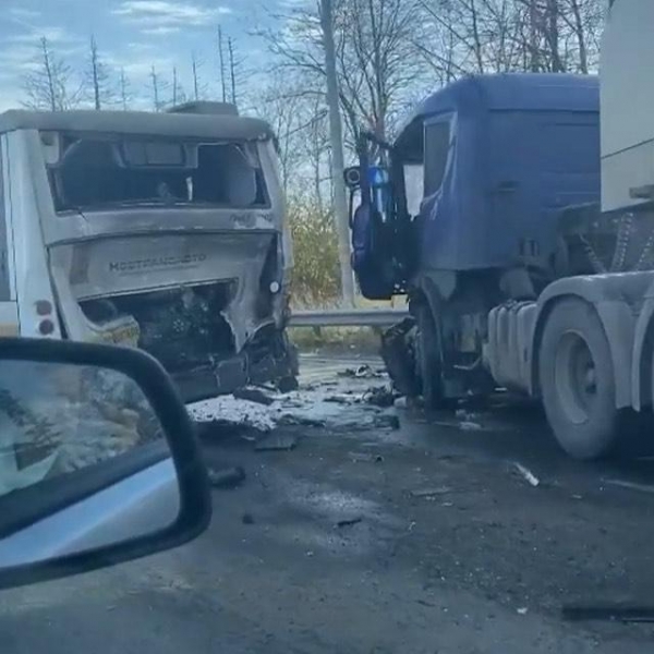 Крупная авария произошла рядом с Зеленоградом