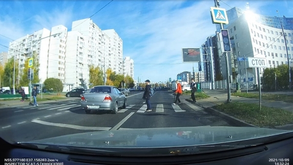 Поменялись ролями?