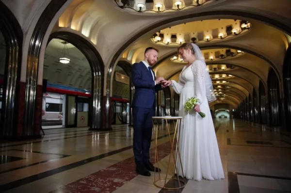 20 чудаковатых пассажиров, которых можно увидеть в метро