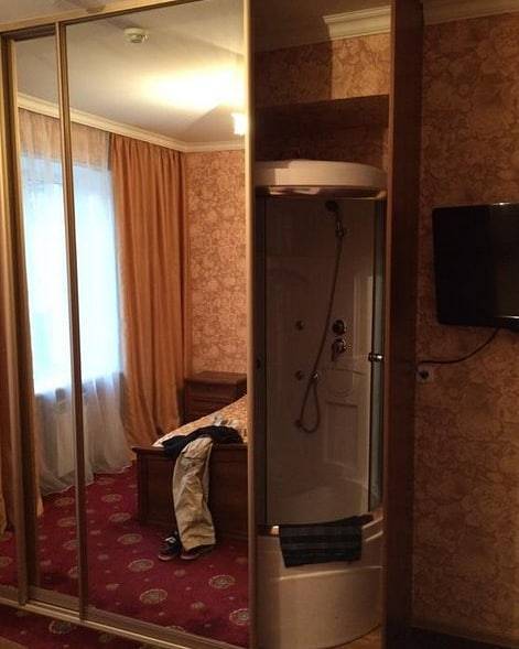 15 угарных снимков, на которых запечатлены старания умельцев, бросивших вызов строгим общественным правилам
