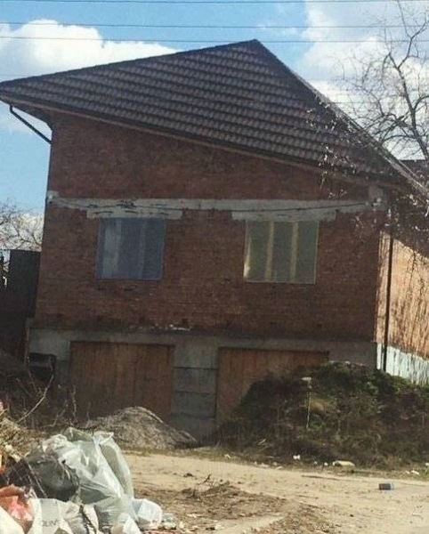 15 угарных снимков, на которых запечатлены старания умельцев, бросивших вызов строгим общественным правилам