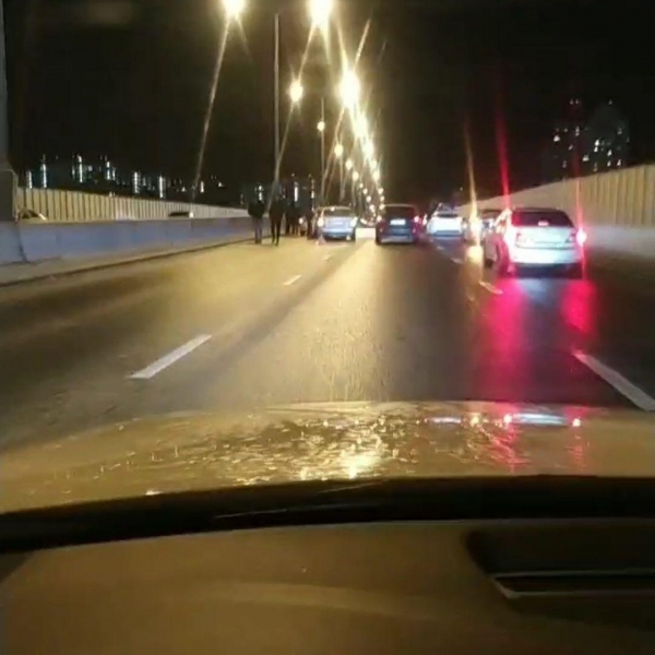 Десятки аварий произошли на обледенелых мостах в Зеленограде