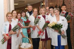 С праздником, мамочки! - ГКБ Кончаловского