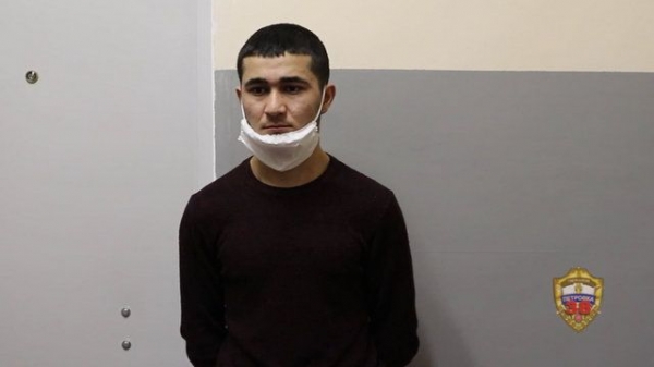 В 10 микрорайоне Зеленограда задержали двоих молодых парней с 51 свертком героина