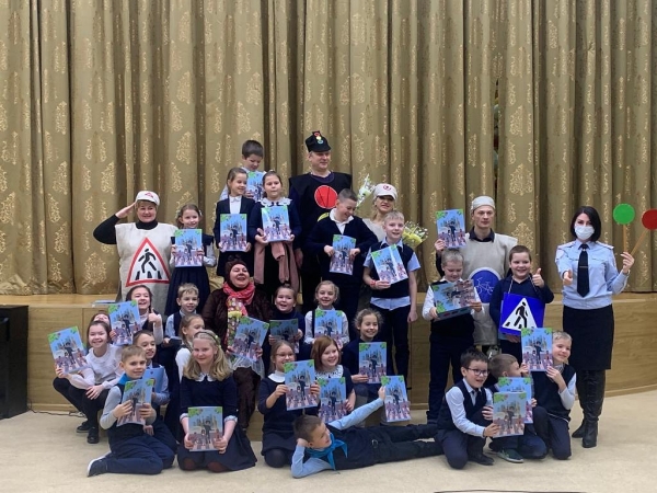 В Зеленограде дети стали участниками театральной игры по Правилам дорожного движения