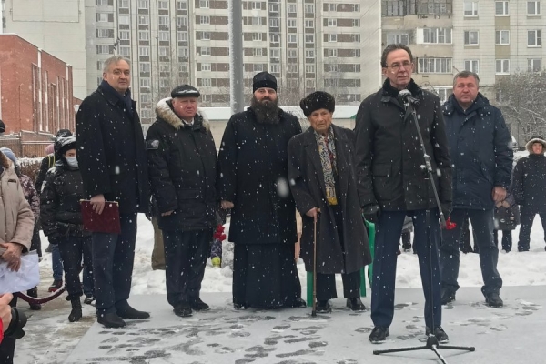 В Зеленограде торжественно открыта стела «Крюково – район воинской доблести».