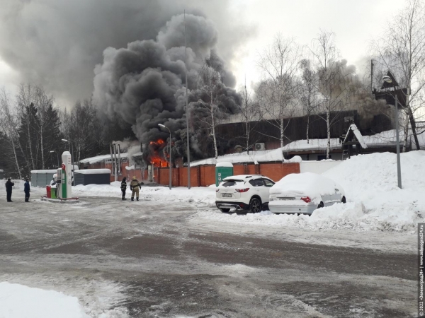 Ресторан «Раздолье» сгорел на въезде в Зеленоград