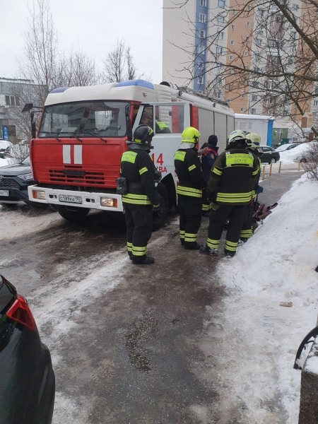Один человек погиб при пожаре в старой части Зеленограда