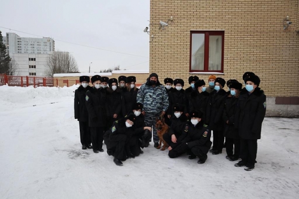 Зеленоградские полицейские присоединились к ежегодной общероссийской акции «Студенческий десант», приуроченной ко Дню российского студенчества