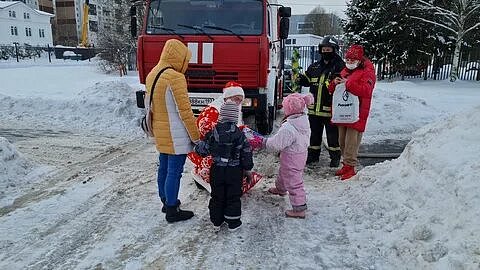 Пожарные Зеленограда приняли участие в добровольческой акции