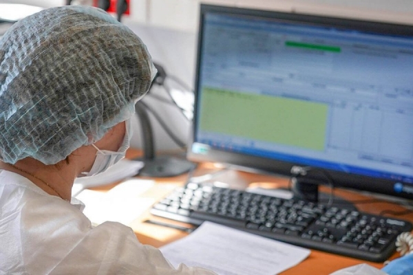 Новый стандарт приема пациентов с ОРВИ позволяет поликлиникам работать без очередей