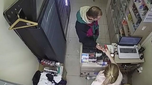 В Зеленограде задержали уроженца Южной Африки, который расплачивался фальшивыми пятитысячными купюрами