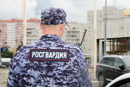 Жителя Зеленограда задержали по подозрению в краже из автомобиля