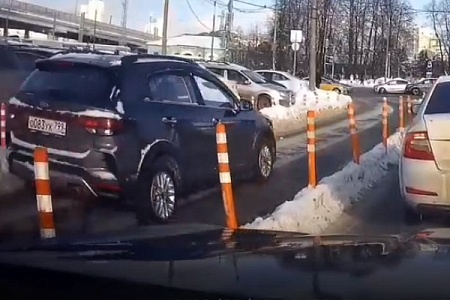 Приезжую автомобилистку оштрафовали за проезд по выделенной «встречке»