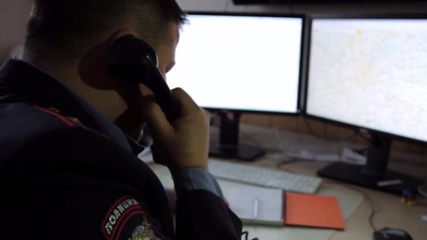 Приезжий отдал мошеннице 100 тысяч рублей за оформление разрешения на временное проживание в РФ