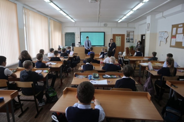 Инспекторы ОДН в Зеленограде провели профилактические беседы с несовершеннолетними