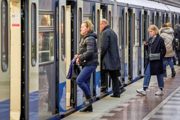 Собянин отменил требование ношения защитных масок в связи с улучшением эпидситуации