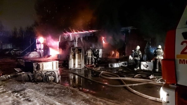 В Зеленограде сгорел склад бытовой техники