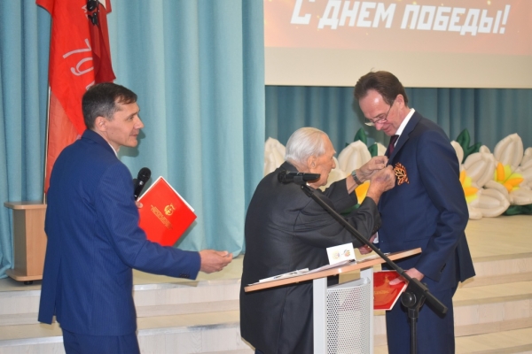 В школе №1150 прошло торжественное мероприятие, посвященное 77-й годовщине Победы в ВОВ