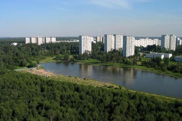 Для купания вновь открыты зоны отдыха «Школьное озеро» и «Озеро Черное»