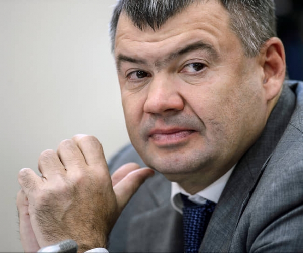 
        «Они — акционеры. Мы работаем»
    