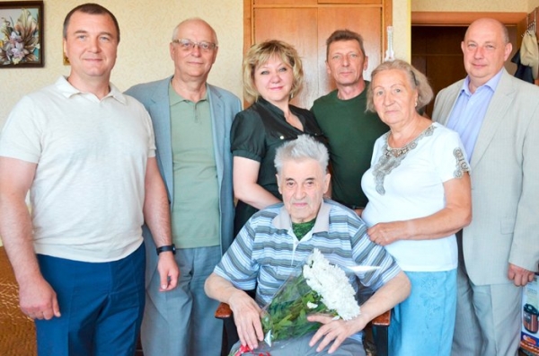 Экс-директор зеленоградского автокомбината отметил свой 95-летний юбилей