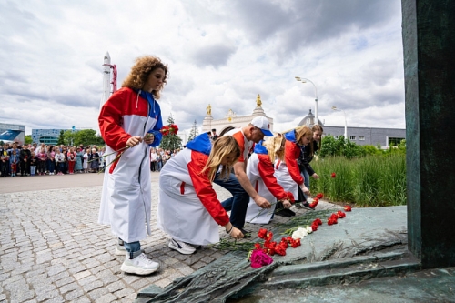 Памятные акции и бесплатные экскурсии на ВДНХ в годовщину начала Великой Отечественной войны 