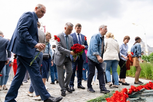 Памятные акции и бесплатные экскурсии на ВДНХ в годовщину начала Великой Отечественной войны 