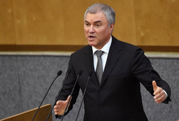 
        Володин предложил сказать японцам «до свидания» в соглашениях по добыче нефти на сахалинском шельфе
    