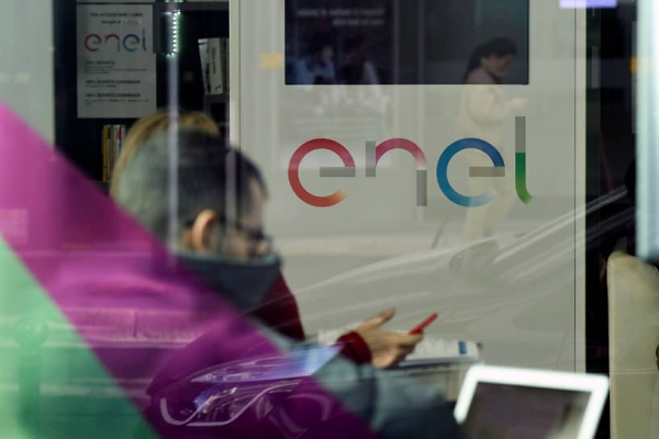 
        Enel уходит с дисконтом
    
