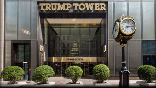 Экс-финансовый директор Trump Organization признался в причастности к налоговому мошенничеству 