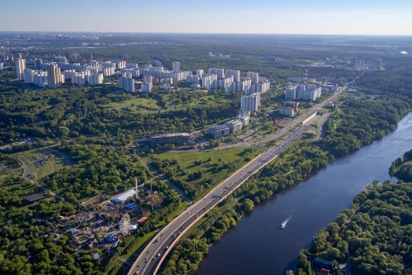 Депутат МГД Артемьев: Электрогрузоперевозки помогут защитить экологию Москвы