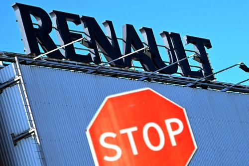 В России прекратил работу официальный сайт Renault 