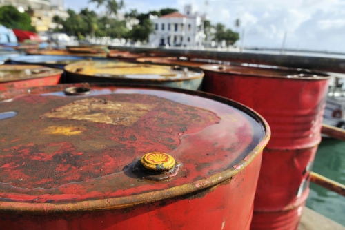 Япония возобновила импорт нефти из России 