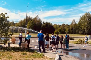 Пожарные Зеленограда провели экскурсию для подростков