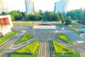 В Зеленограде продолжается благоустройство пришкольных территорий