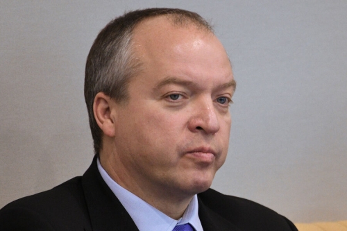США разрешили конфисковать самолет, принадлежащий депутату Госдумы Скочу 