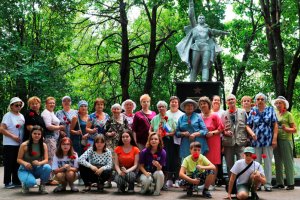 Управление социальной защиты населения ЗелАО провело мемориально-патронатную акцию