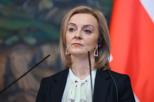 Глава британского МИД Трасс призвала страны G7 ограничить экспорт технологий в Китай 