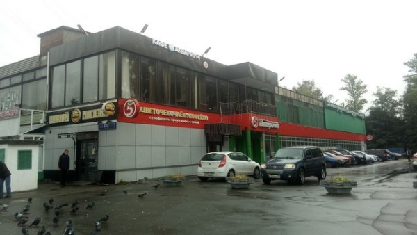 Кафе на Сосновой аллее, где застрелили человека, сменило название