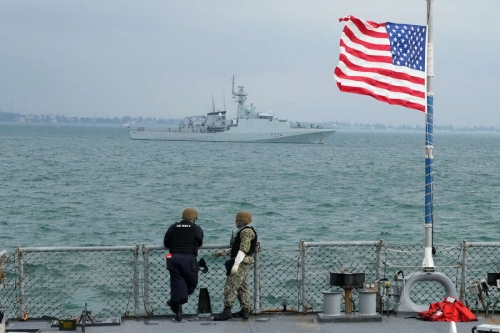 Япония, Южная Корея и США начали учения военно-морских сил в Японском море 