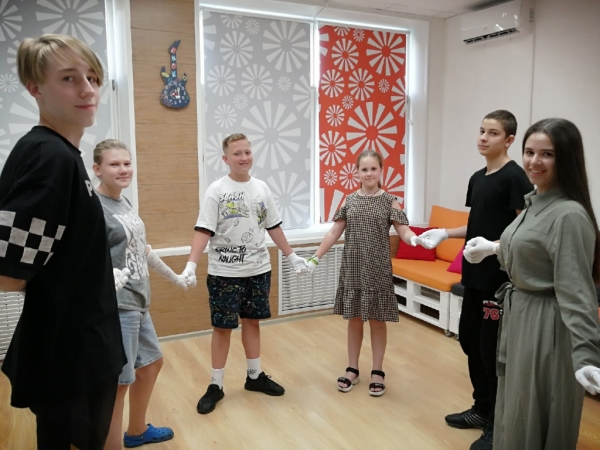 В семейном центре «Зеленоград» работает клуб исторических танцев