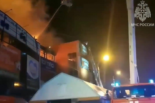 Пожар в уфимском ТЦ «Меркурий» локализован на 5,4 тысяч «квадратов» Пожар в уфимском ТЦ «Меркурий» локализован на 5,4 тысяч «квадратов»