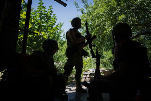 Украинский военный заявил о тяжелых потерях ВСУ в Донбассе 