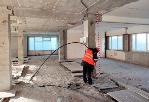 Продолжается ремонт поликлиники в 14-м микрорайоне